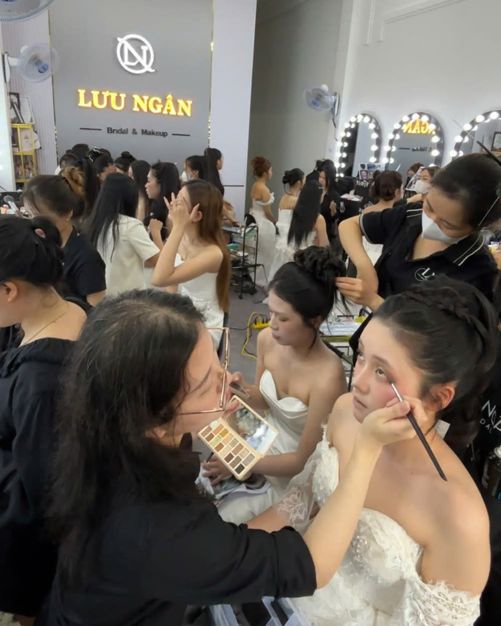Một buổi học tại Lưu Ngân Academy
