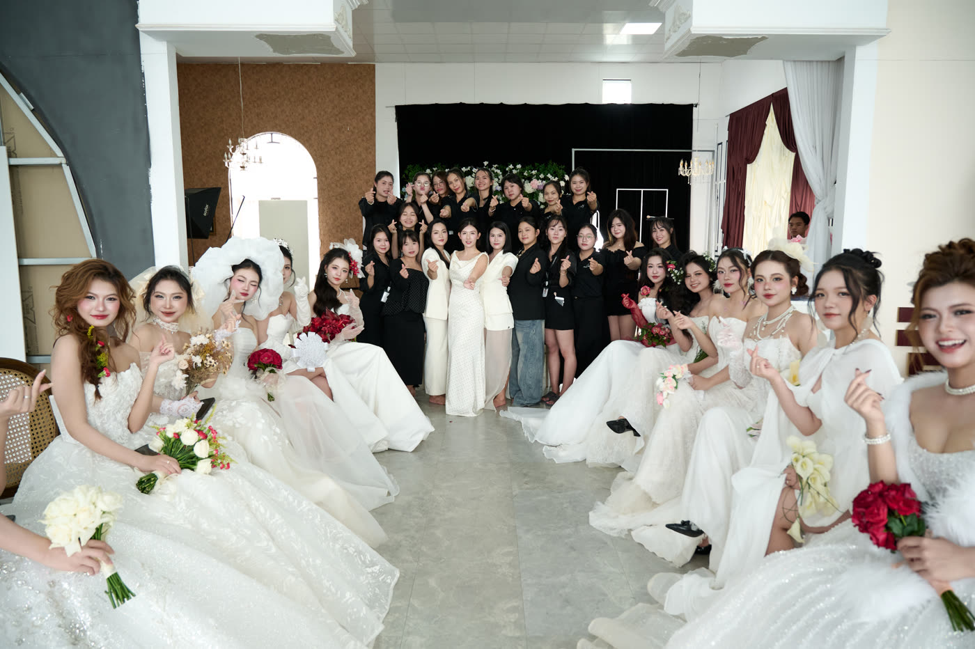 Hoàn thiện bài thi, tổng kết hành trình 12 tuần và đánh giá năng lực sau khóa.<span class=